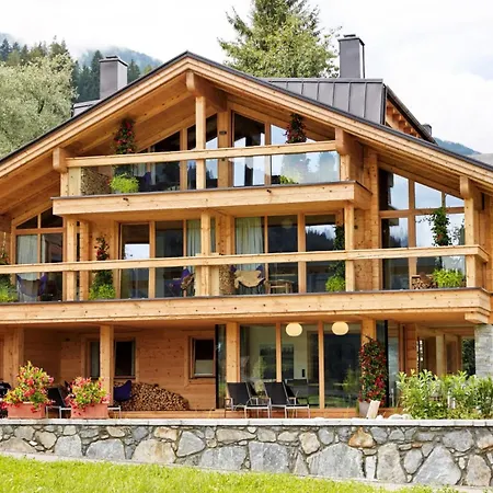 Mountain - Balcony & Sauna Access * Kleinboden